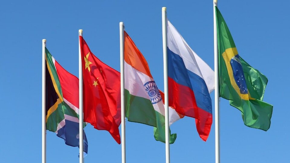 nuevos socios BRICS. Bandera de los socios actuales