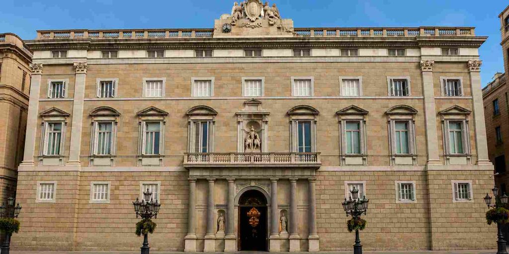 Catalunya afronta tres futurs