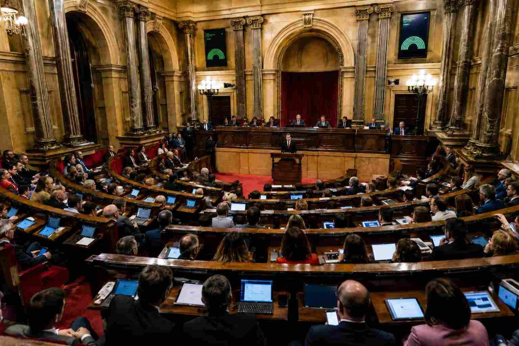 política catalana fora de control